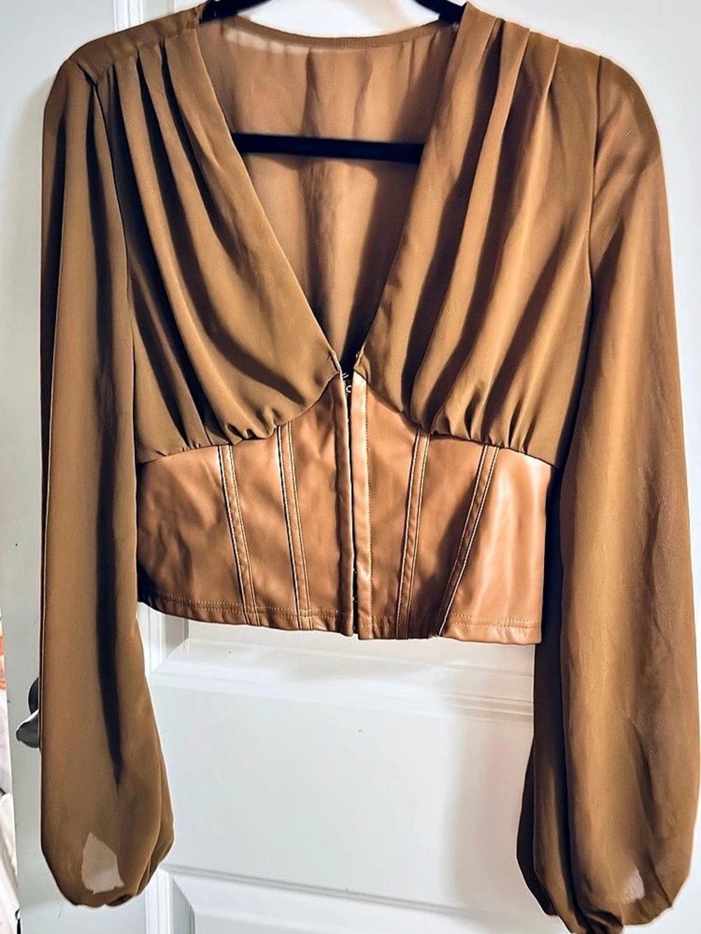Brown Long Sleeve Blouse Like New